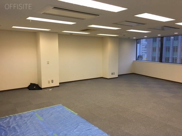 ワイ・エヌ銀座ビル 室内