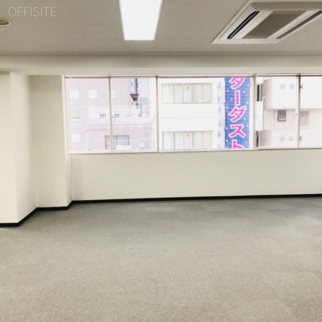 池袋オンダビル 室内