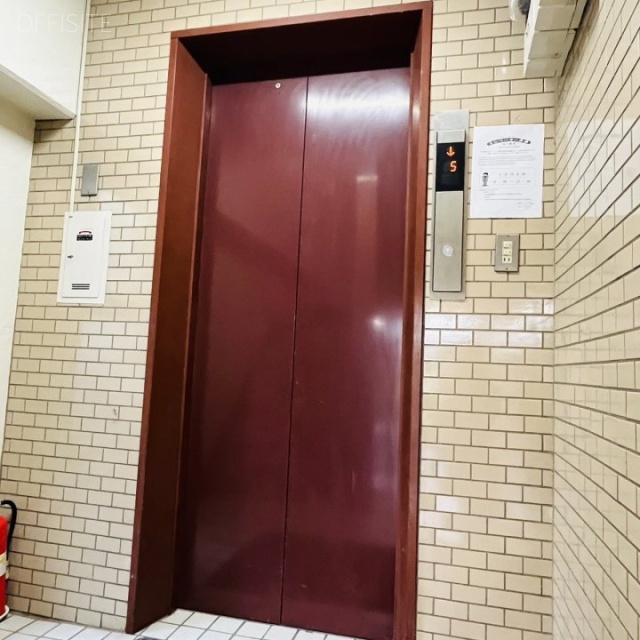 万代芝ビル エレベーター