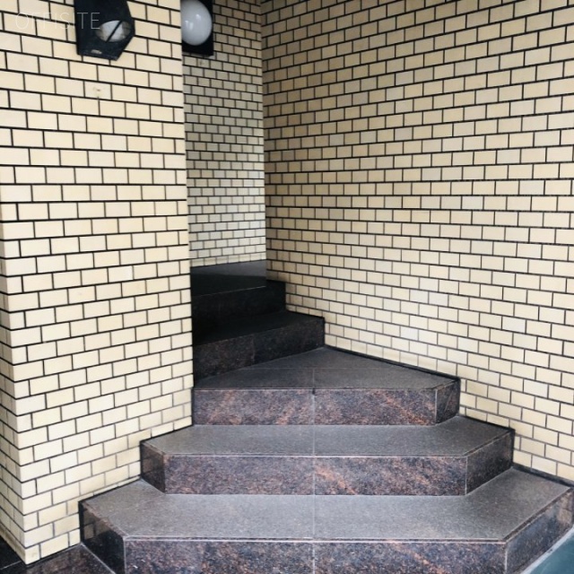 相模屋第5ビル 階段