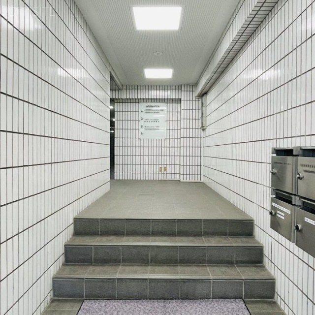 第6セイコービル エントランス