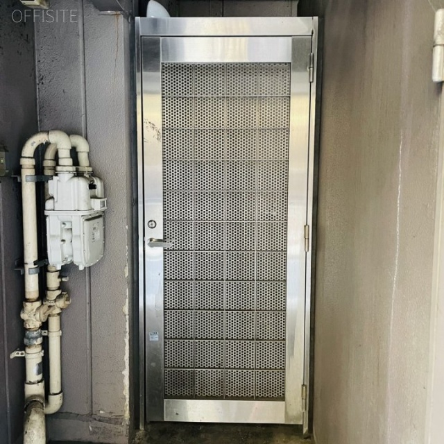 新橋赤レンガ通りビル エントランス