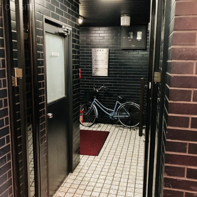 木村ビル エントランス