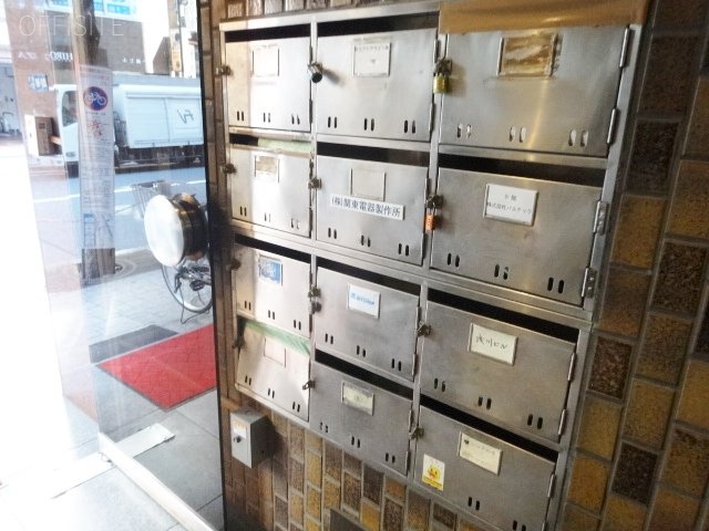 浅川ビル 郵便受け