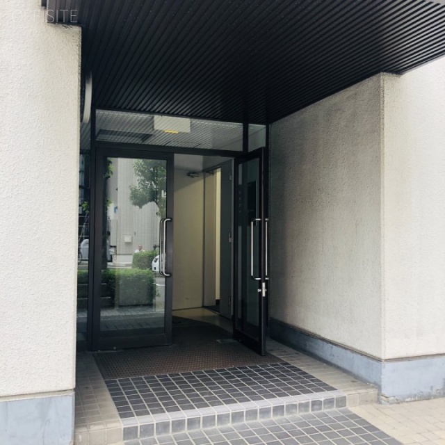 NNビル エントランス