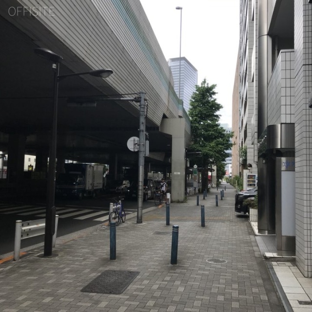 MSビル ビル前面道路