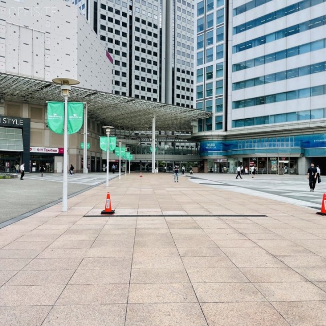 品川シーサイドキャナルタワー ビル前面道路