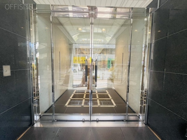 りそな五反田ビル エントランス