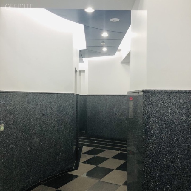 エムジー小伝馬町ビル エントランス