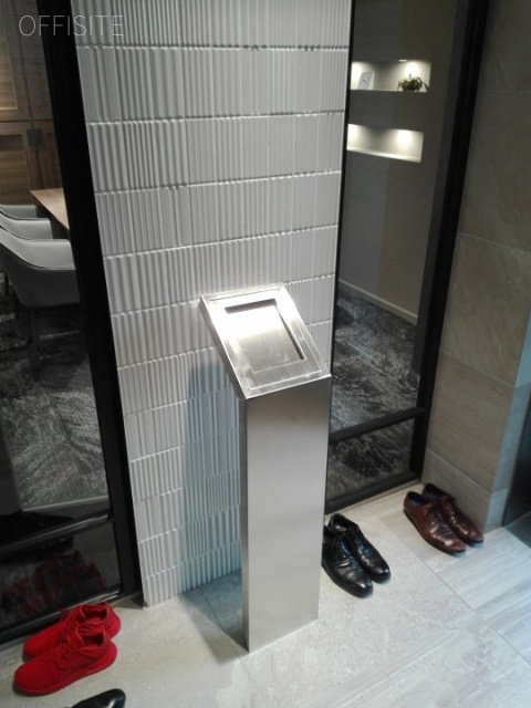 +SHIFT GINZA EAST エントランス