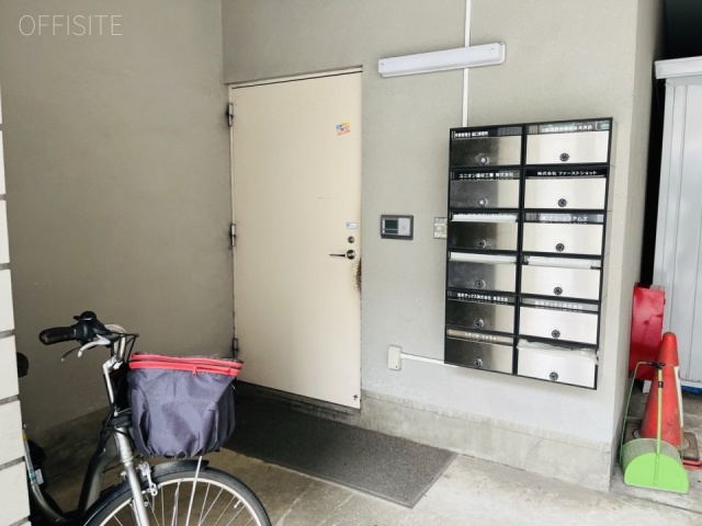 ジブラルタル大井ビル エントランス