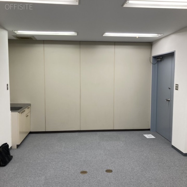 東栄ビル 302号室 室内