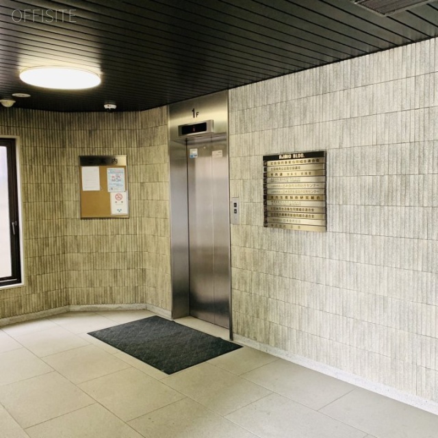 アジミックビル エントランス