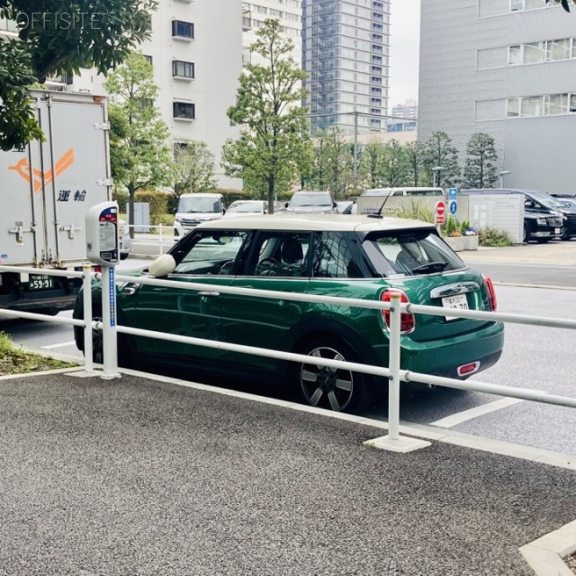 芝浦スクエアビル 目の前に白枠駐輪場