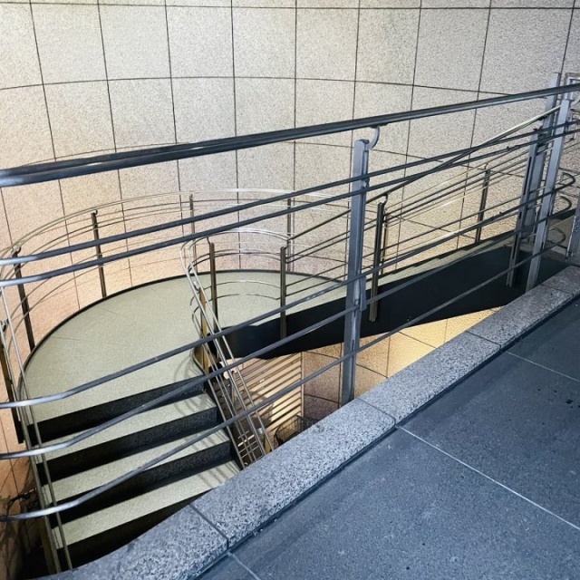 トーシンビル エントランス