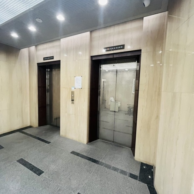 中野LKビル エントランス