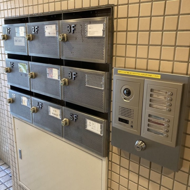 代官山ファーストビル 郵便受け