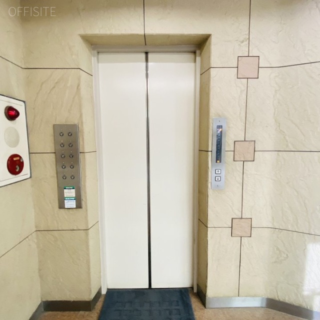 ミクニ六本木ビル エントランス