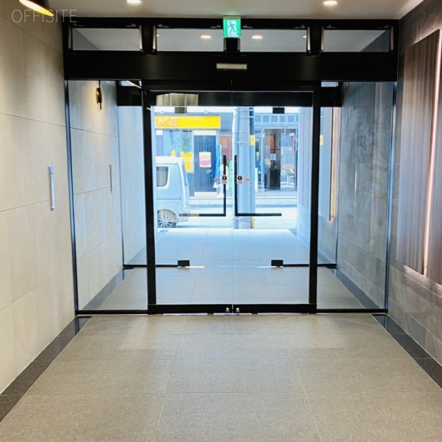 Crobis立川 エントランス