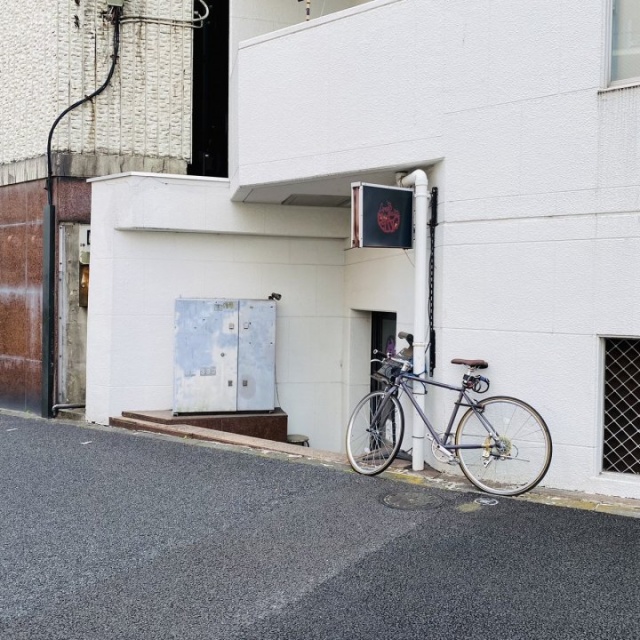 DeLCCS新宿御苑 外観