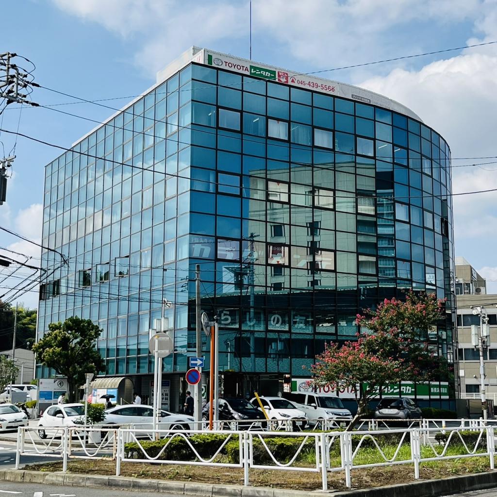 東急新横浜南ビルの外観