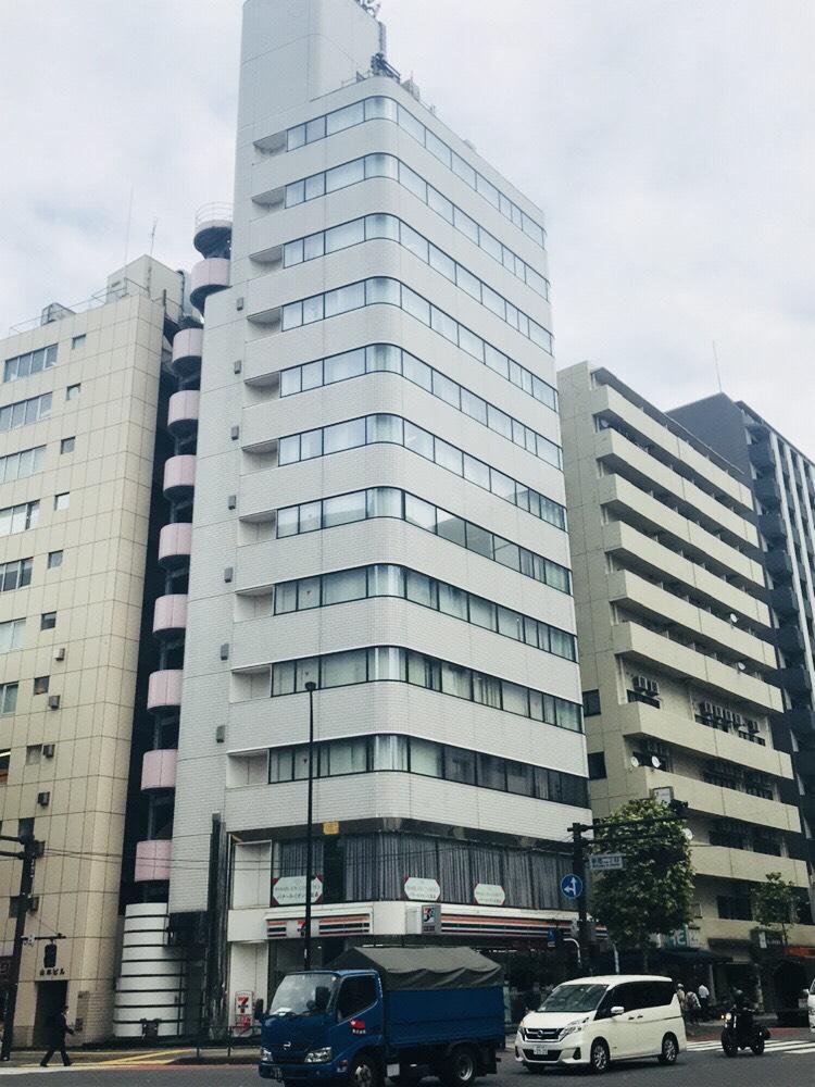 新宿通東洋ビルの外観