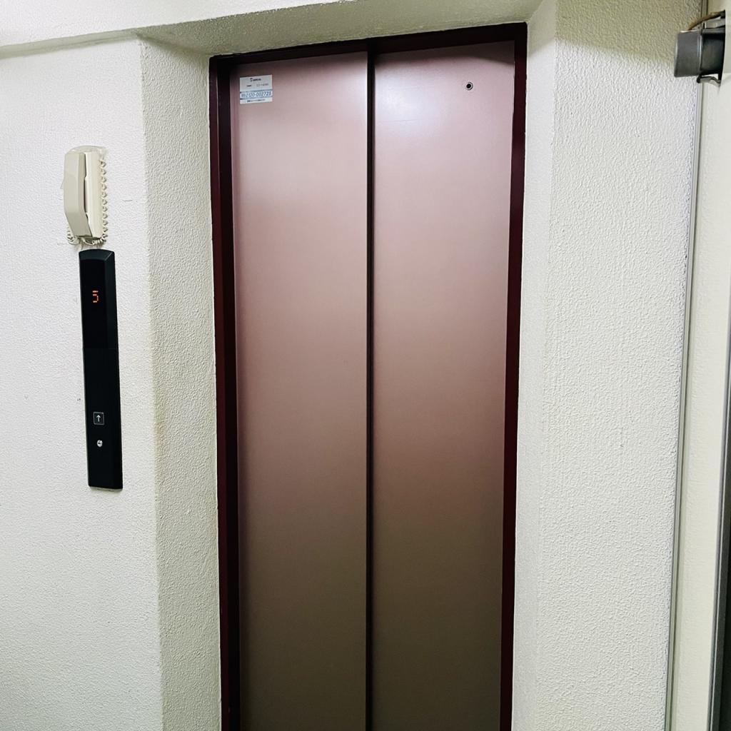 松永ビルのエレベーター