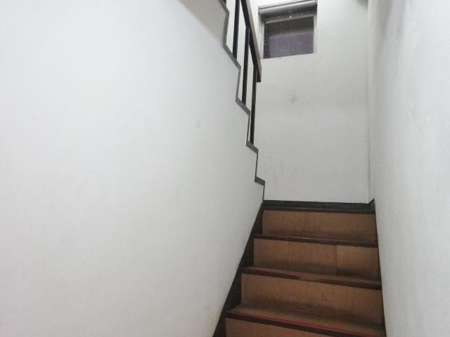 浅川ビルの階段