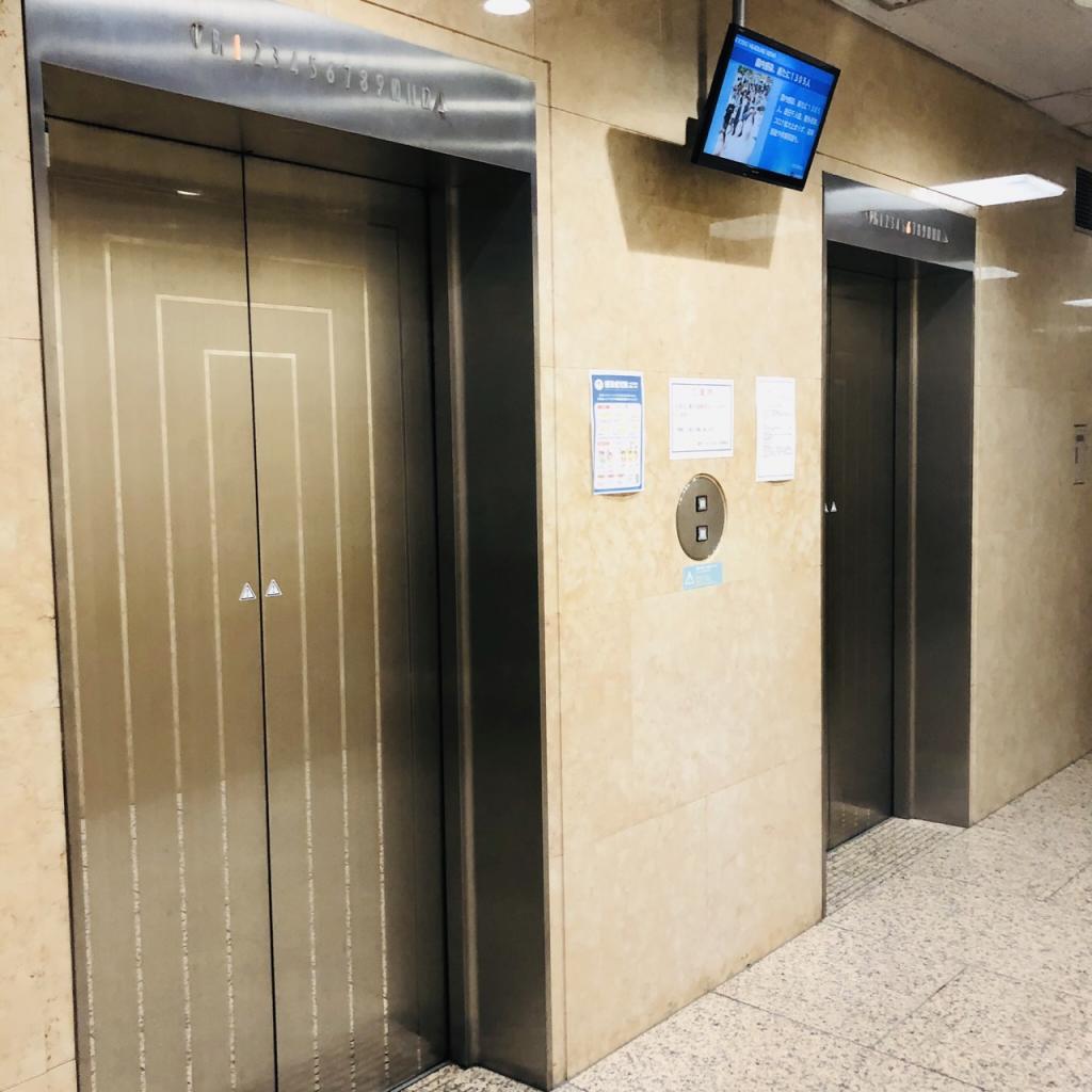 関内トーセイビルⅡのエレベーター
