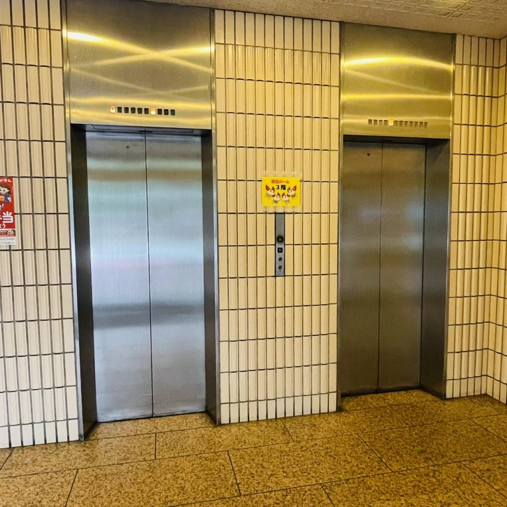 富士喜ビルのエレベーター