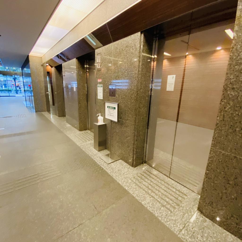 芝２５６スクエアビルのエレベーター
