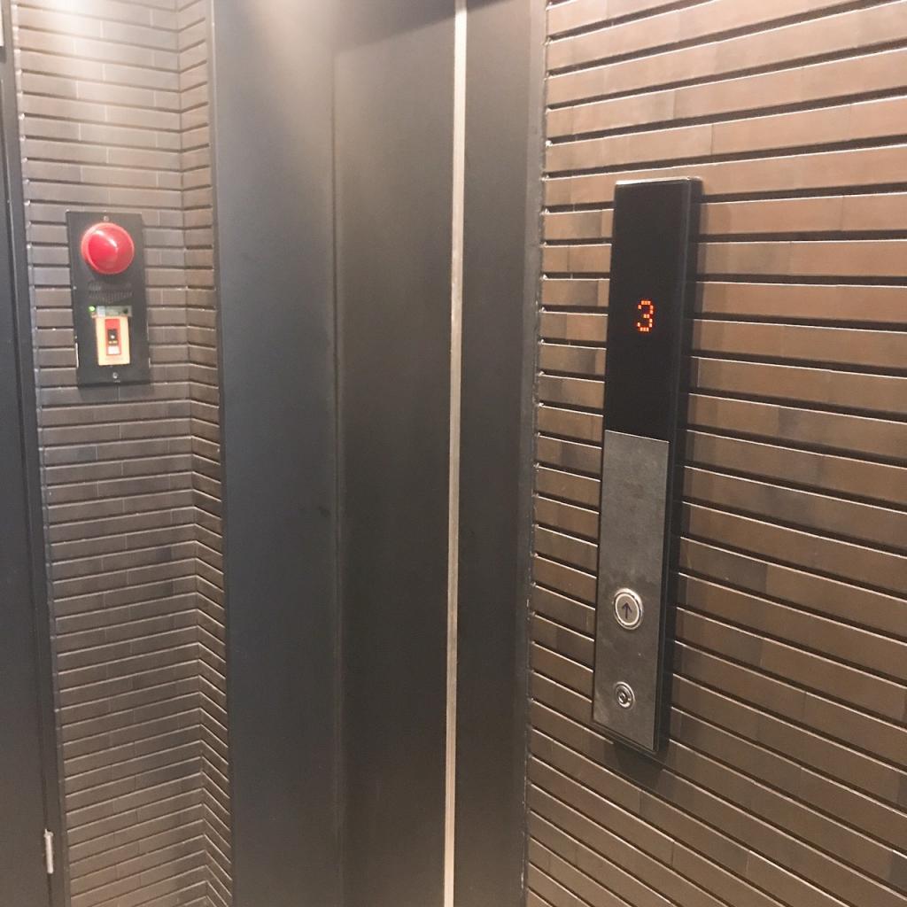 シグマ浜松町ビルのエレベーター
