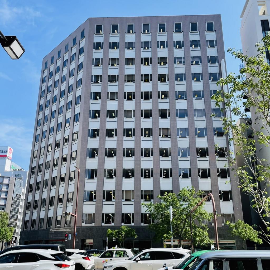  桜通大津第一生命ビルの外観
