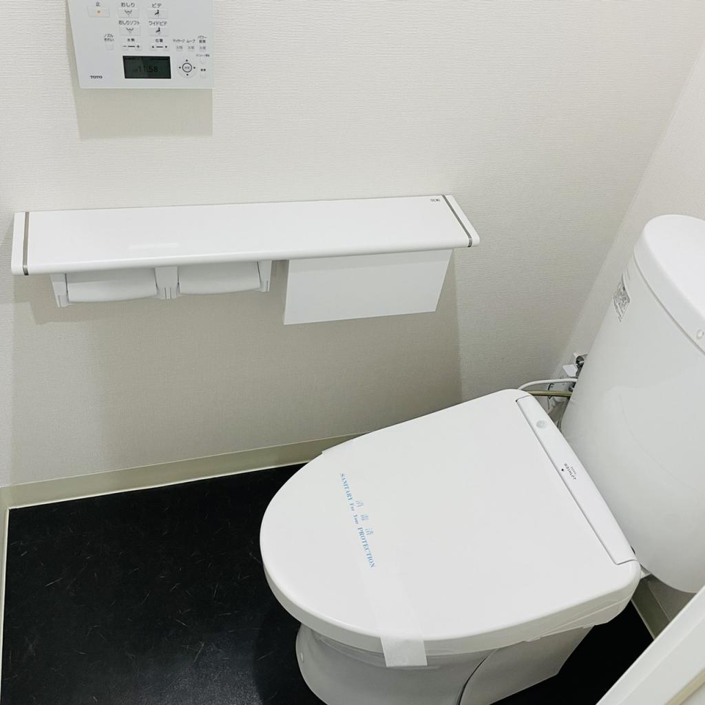 ニュー千駄ヶ谷マンションの404号室 トイレ