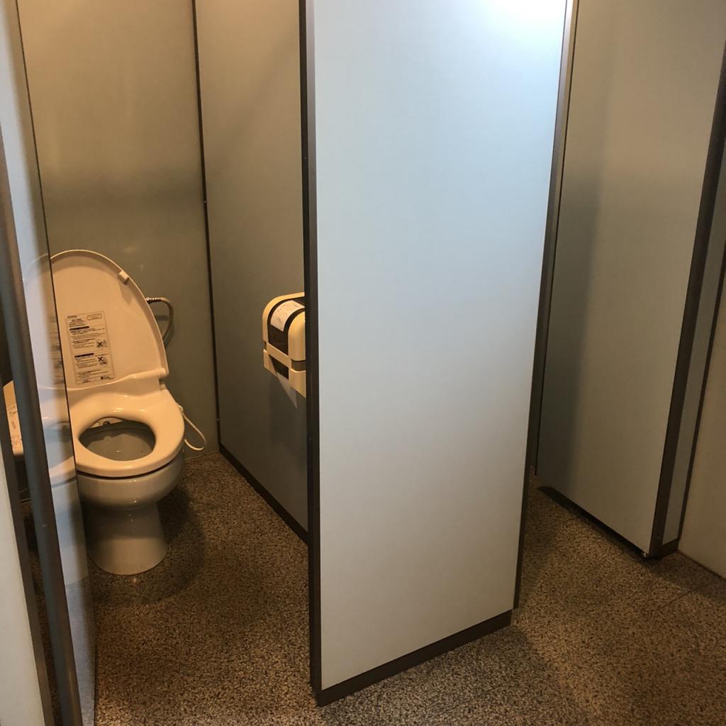 Ｄａｉｗａ笹塚ビルの基準階 トイレ
