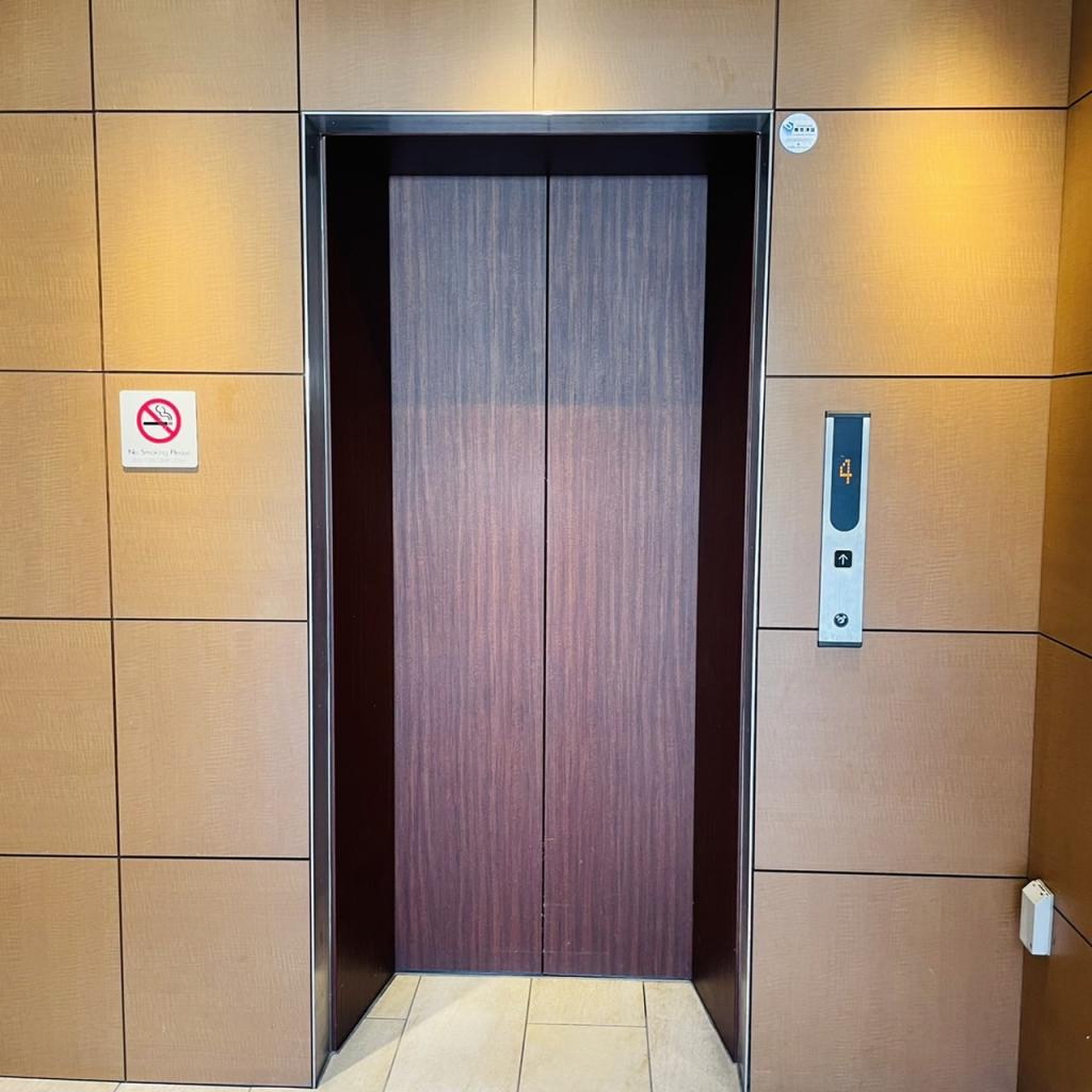 ｅｑｕｂｏ南青山ビルのエレベーター