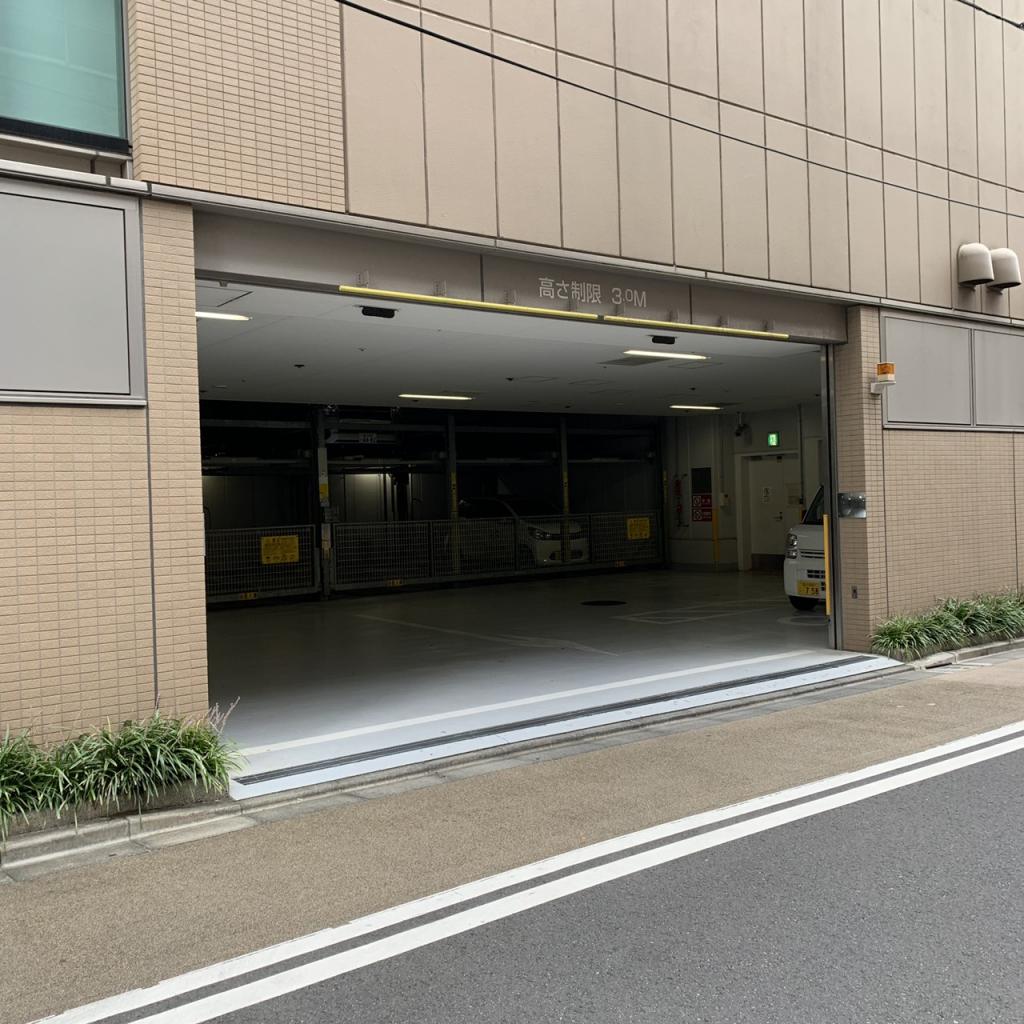 神田須田町プレイスの駐車場