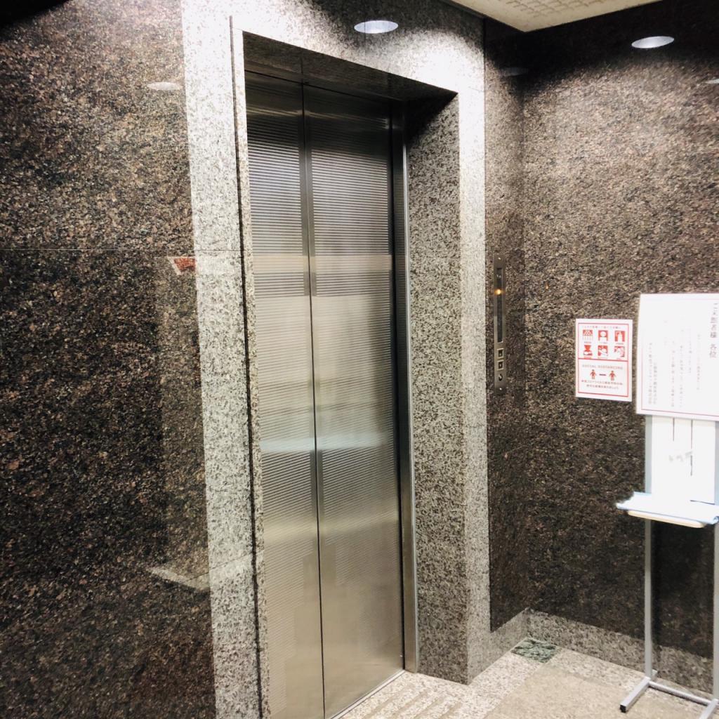 鎌倉橋ビルディングのエレベーター