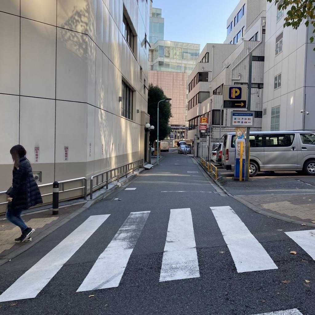 渋谷協栄ビルのビル前面道路