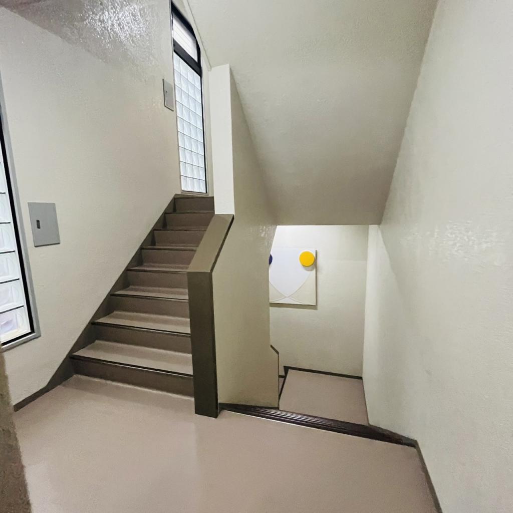 Ｕ＆Ｍ赤坂ビルの内階段