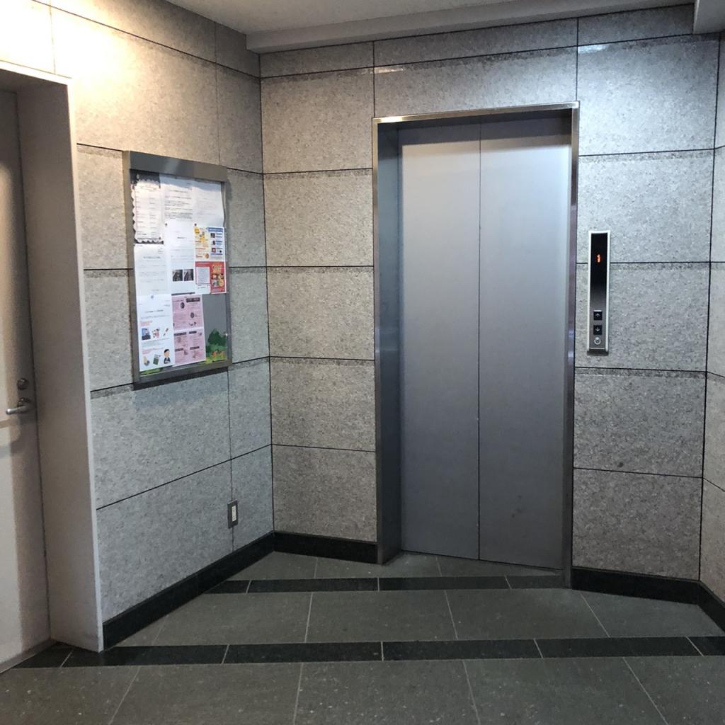 フォレスタビルのエレベーター