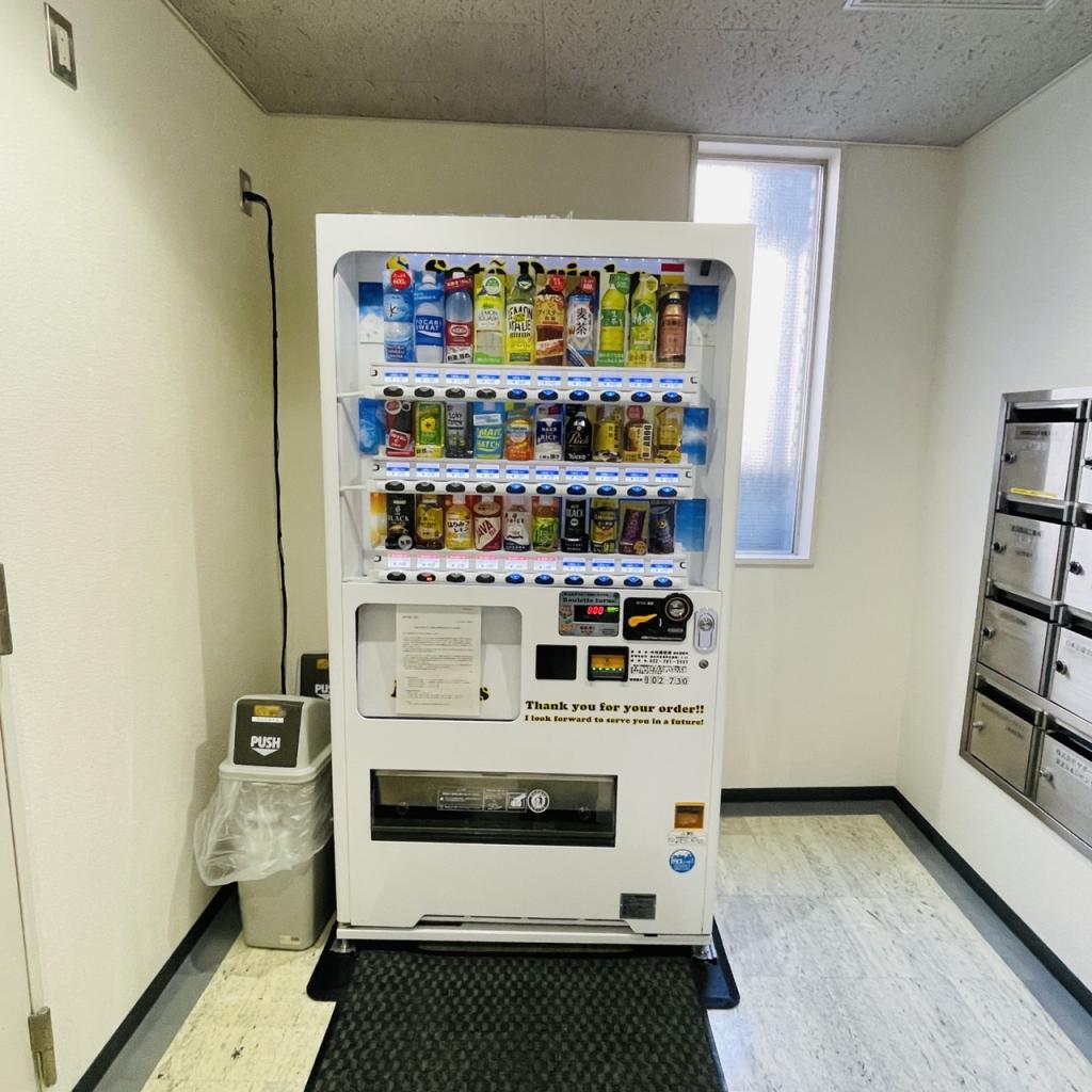 鹿島定禅寺ビルの自動販売機