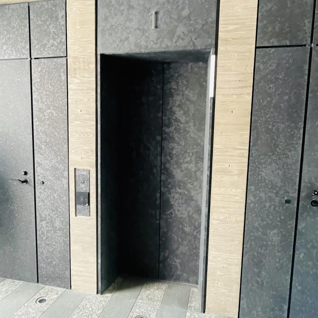ＢＩＲＴＨ神宮前のエレベーター