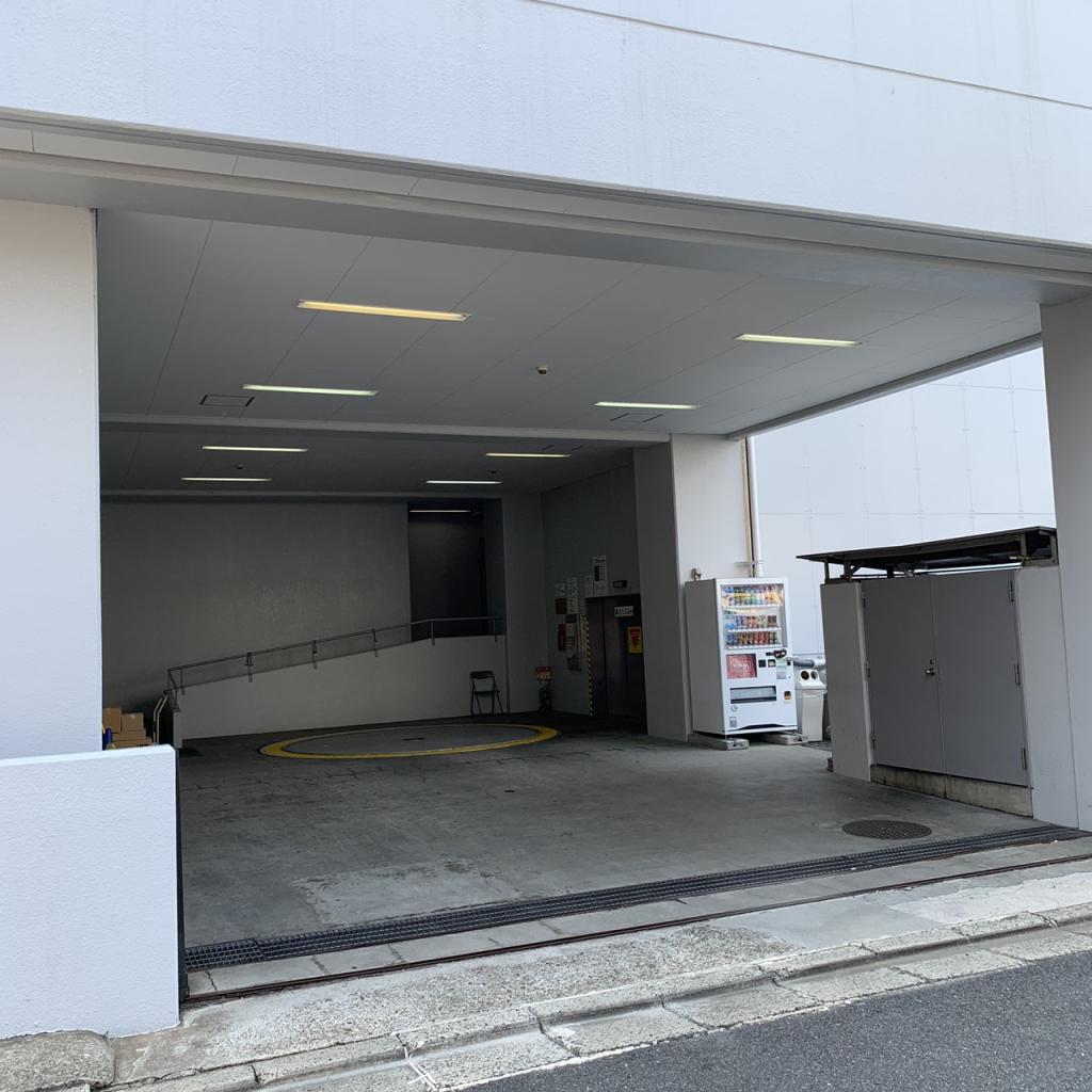 松戸第一生命ビルの駐車場