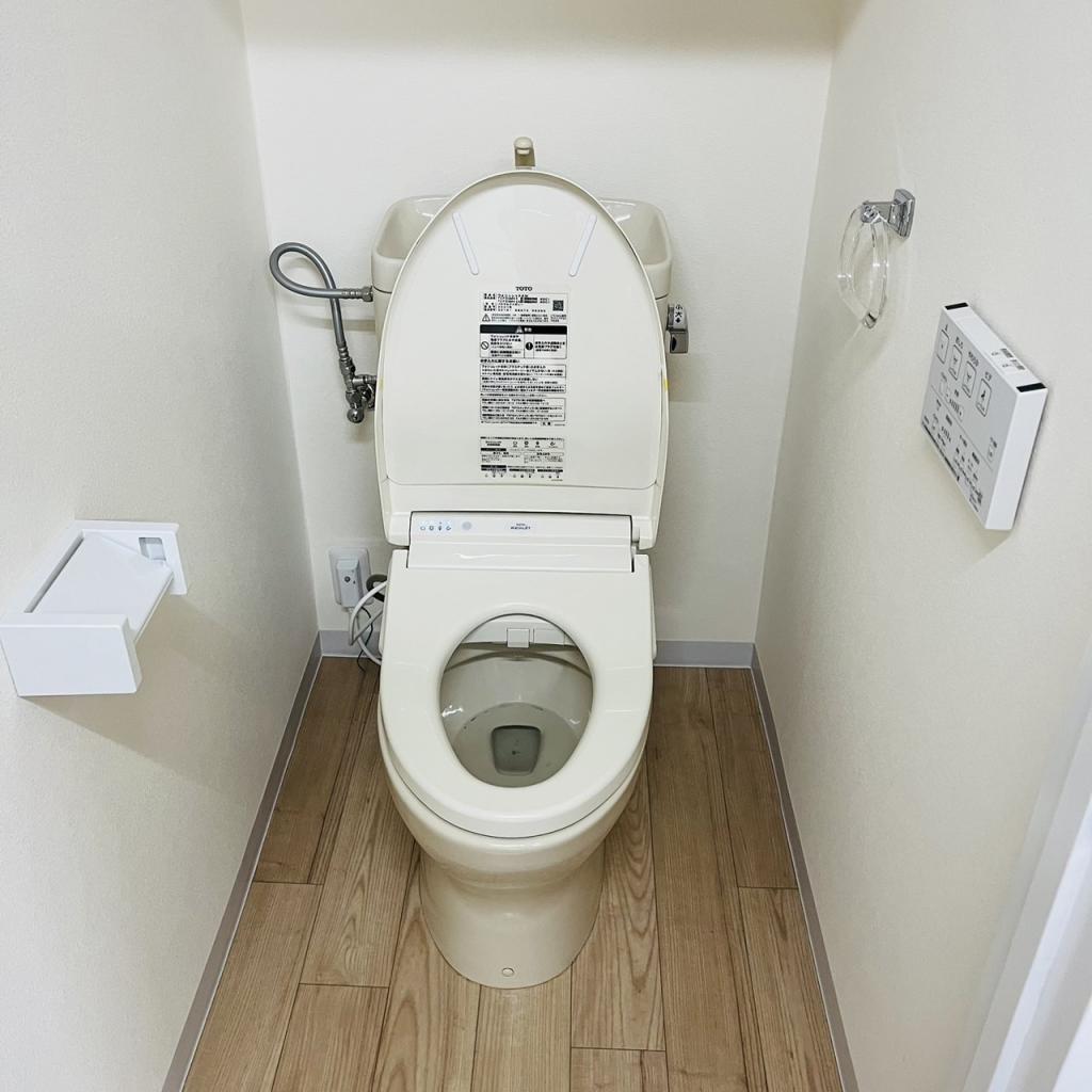 青山セブンハイツの703号室　トイレ