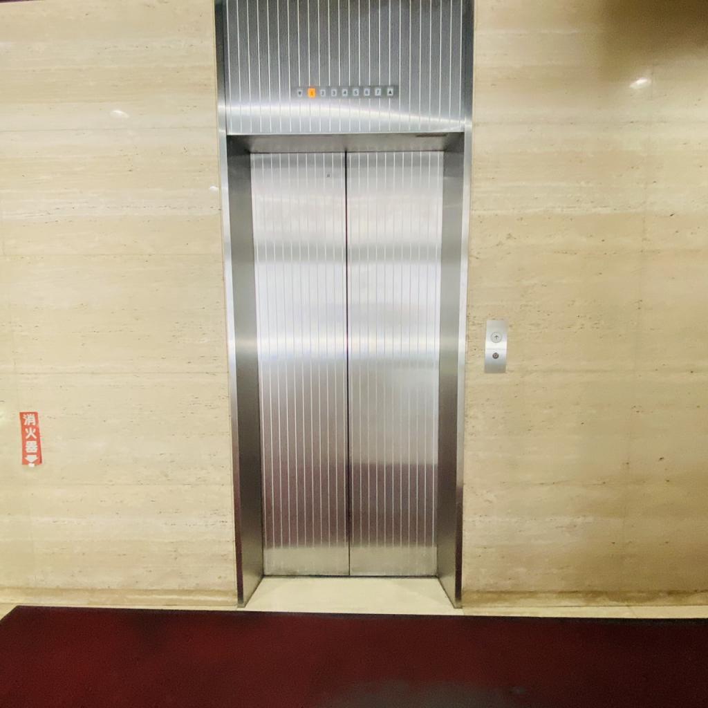 秋穂セントラルビルのエレベーター