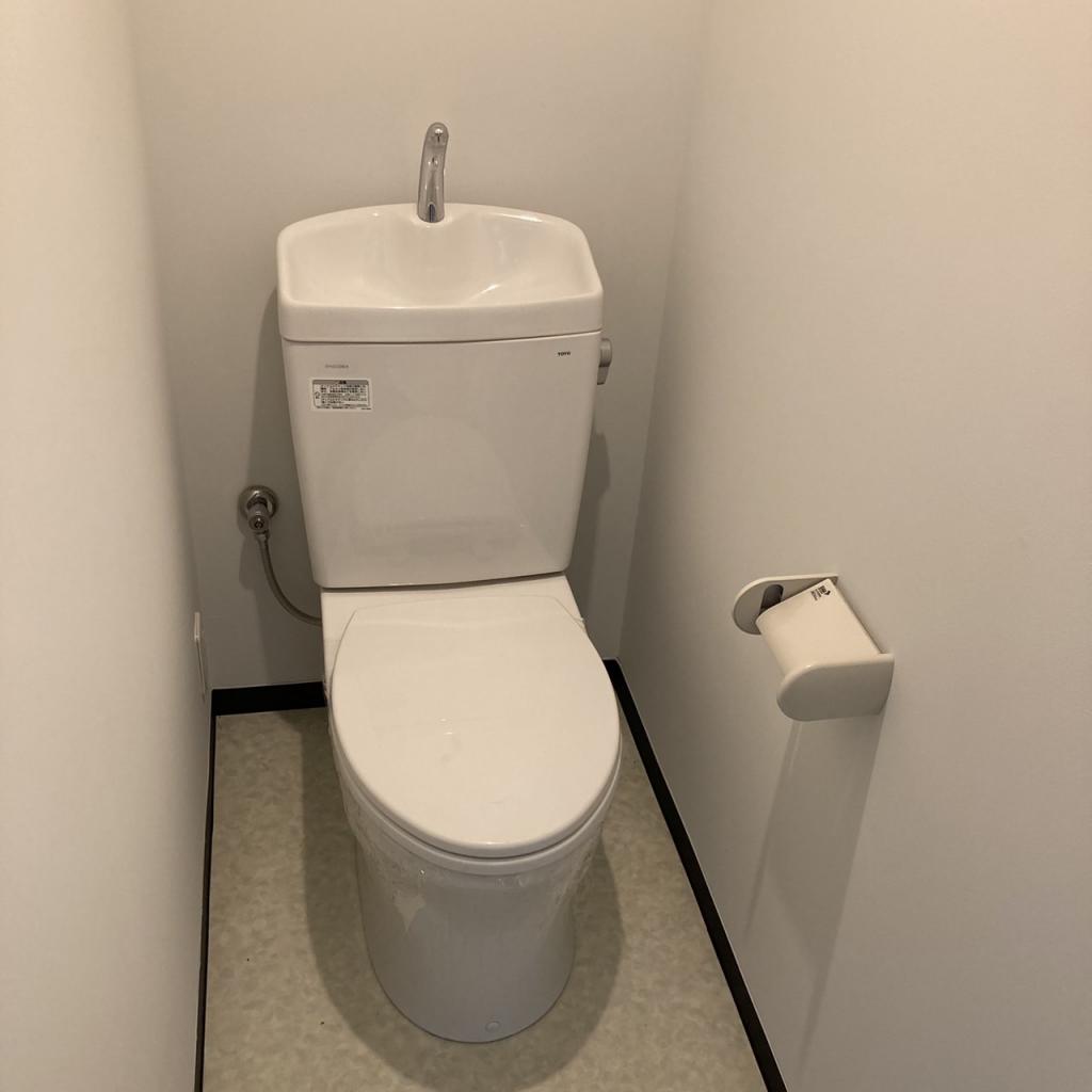 福田ビルの402号室 トイレ