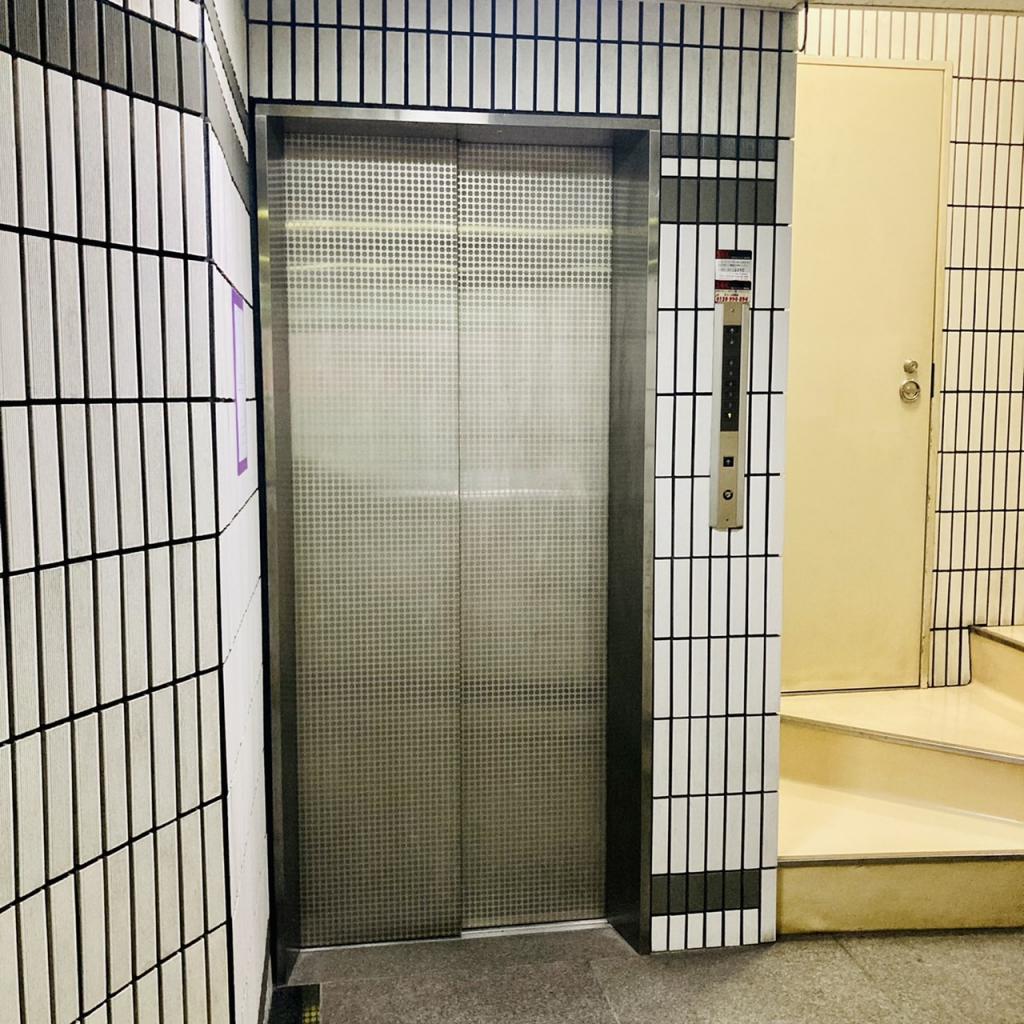 日宝神田ノースのエレベーター