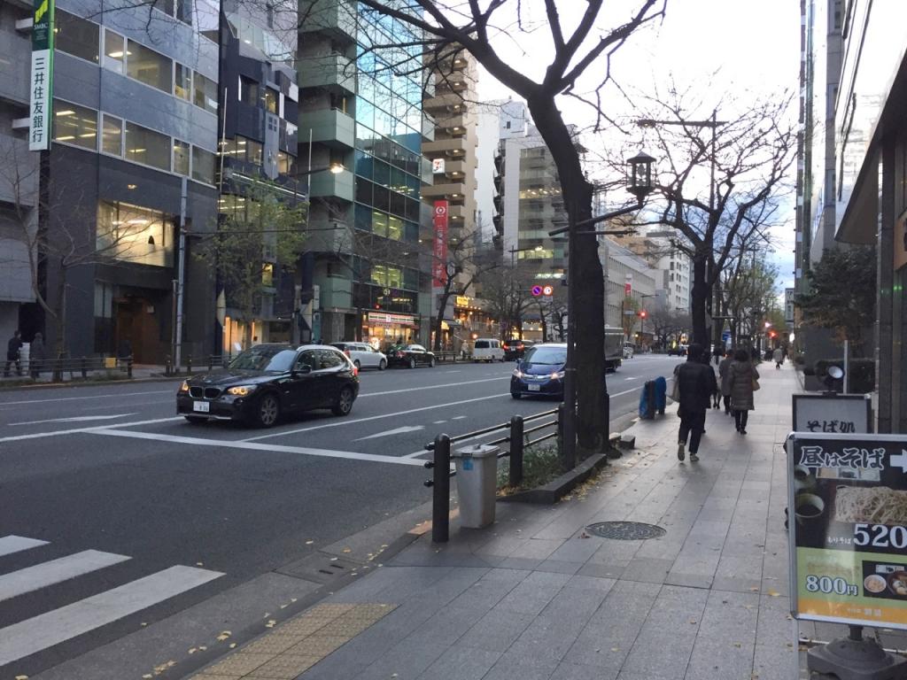 神戸田中ビルのビル前面道路