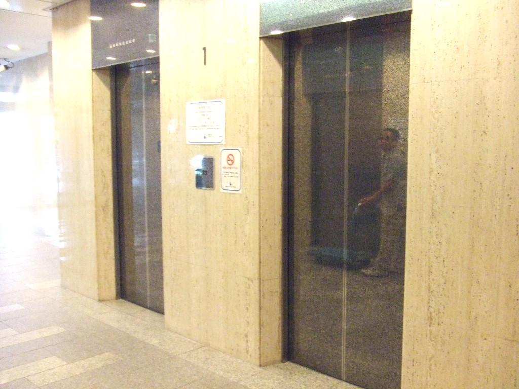 新百合ヶ丘シティビルディングのエレベーター